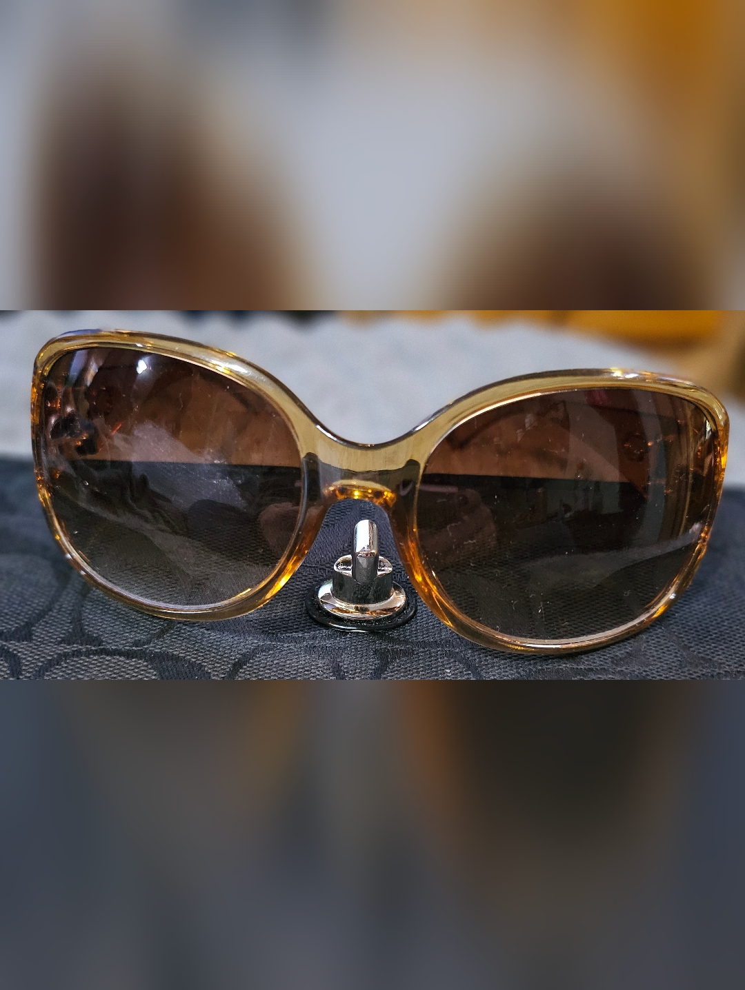 Oscar De Larinta Designer Sunglasses Brand New